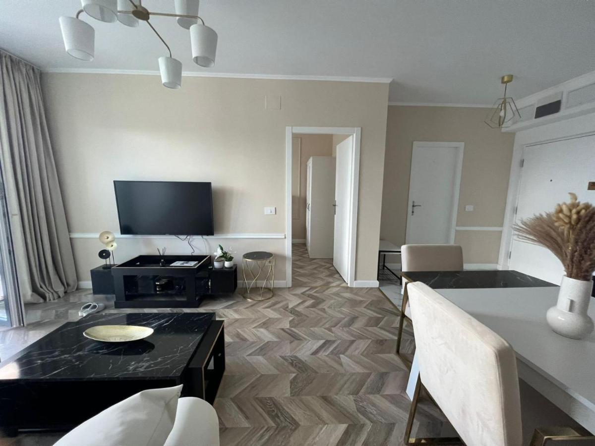 Glim Suite Oradea Exterior foto